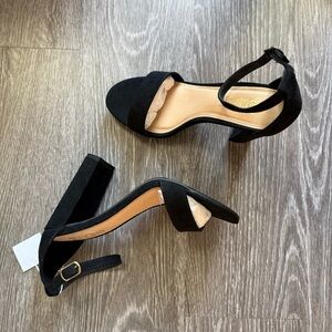 NIB Black Heels